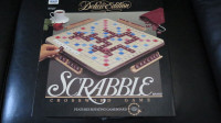 Jeux Monopoly Monde, Scrabble,Battleship,Skip Bo,YUM,Clue