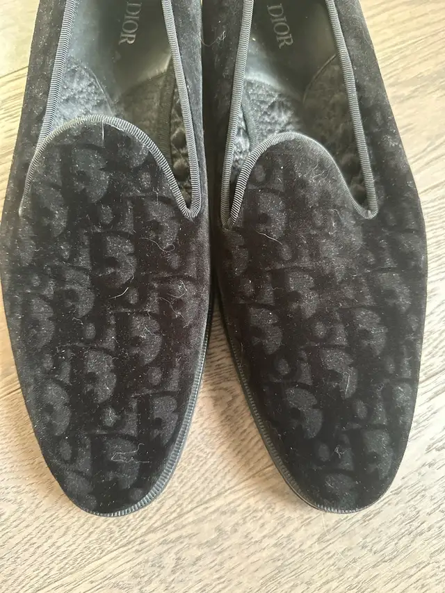 men’s authentic Dior dress. in Men's in Mississauga / Peel Region - Image 3
