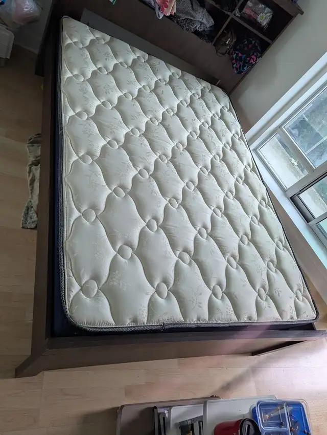 High density foam mattress in Beds & Mattresses in City of Toronto - Image 2