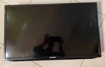 Samsung 28-inch LED smart TV , View more