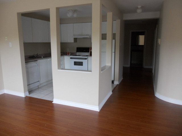 2 Bed 1 Bath apartment  in Long Term Rentals in Bedford - Image 3