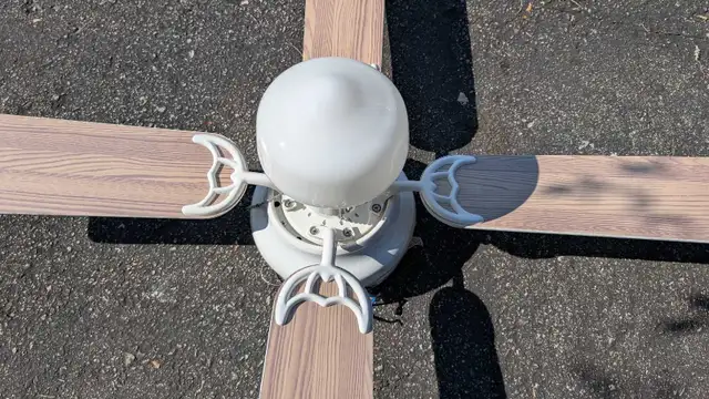 Ceiling Fan in Indoor Lighting & Fans in Mississauga / Peel Region - Image 2