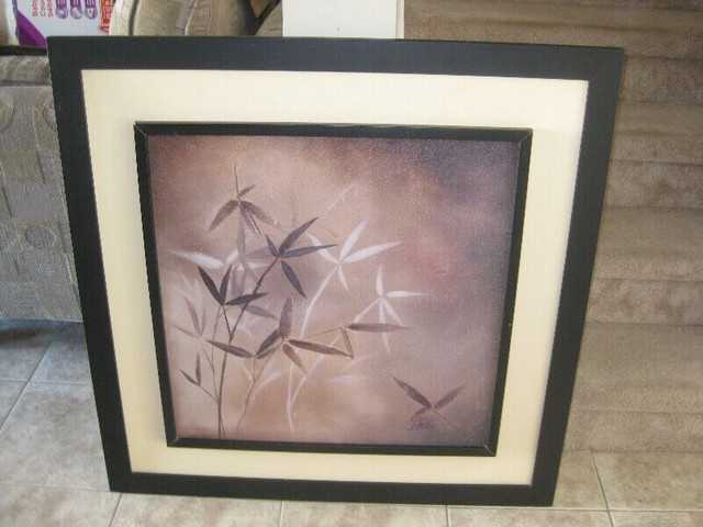 Decorative Flower Picture - $15.00 obo in Home Décor & Accents in Kitchener / Waterloo