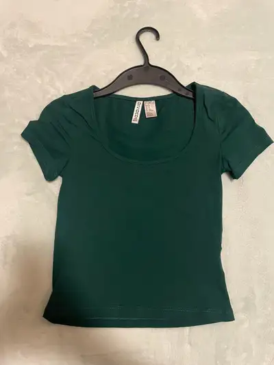 H&M Green scoop neck T-Shirt - XS , View more