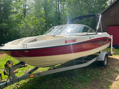 2010 Bayliner Bowrider, brand new 4.3 Merc, battery and manifolds. Excellent condition. Under 3 hour...