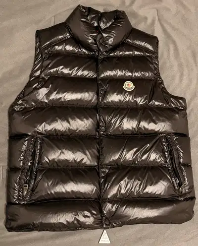 Moncler Puffer Vest Black Size 3, View more