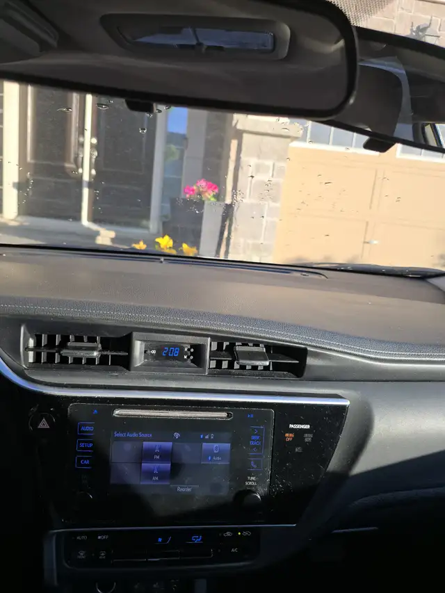 2017 Toyota Corolla LE – One Owner – Excellent Condition! in Cars & Trucks in City of Toronto - Image 8