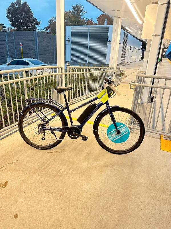Brand New Raleigh Getaway Electric Bike (Price Negotiable) in Road in City of Toronto