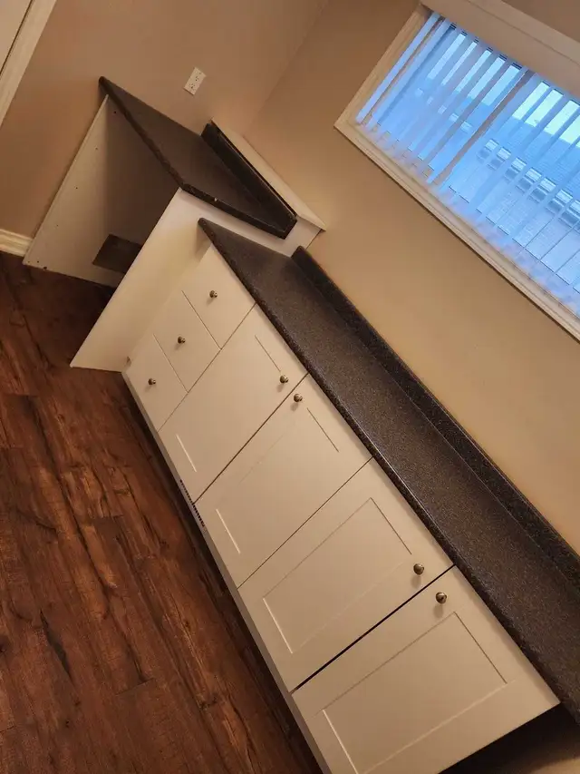 Drawer and shelf unit in Bookcases & Shelving Units in Oshawa / Durham Region - Image 5
