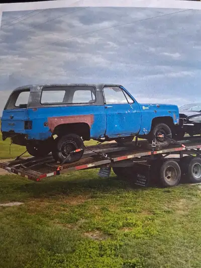 1975 chev blazer 4x4. STOLEN FROM SCAM TRANSPORT COMPANY. Last located around Kenora Ontario. Blue w...