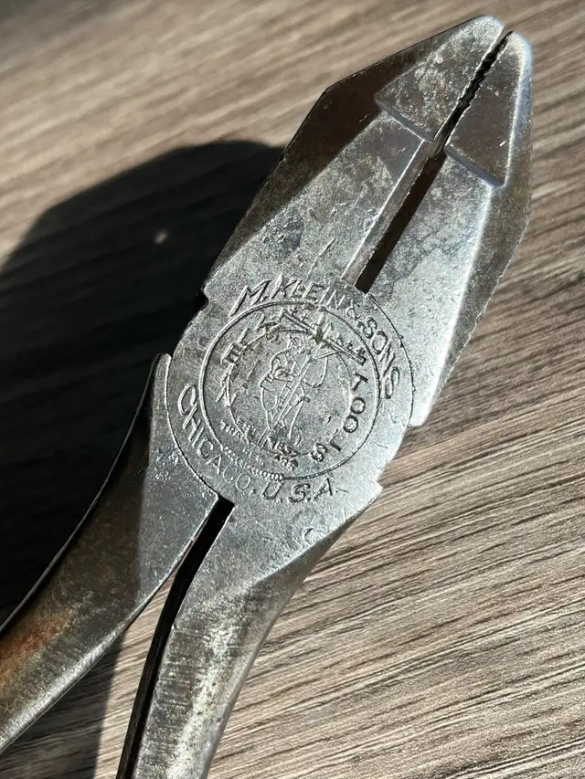 M Klein And Sons vintage pliers in Hand Tools in Kawartha Lakes - Image 2