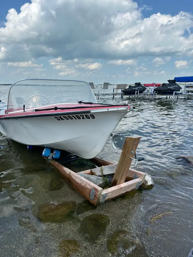 1966 Viking Barracuda in Powerboats & Motorboats in Saskatoon - Image 3