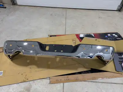 Selling ram 1500 chrome rear bumper. Bumper is in next to new condition! No dents. Came off a 2014 R...