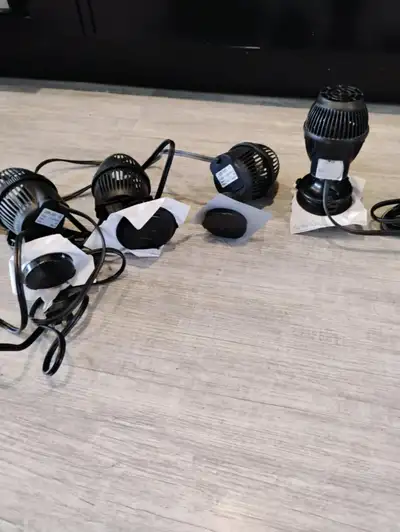 Voir mes autres annonces pour aquarium et meuble, équipements et accessoires disponibles - Pompe de...
