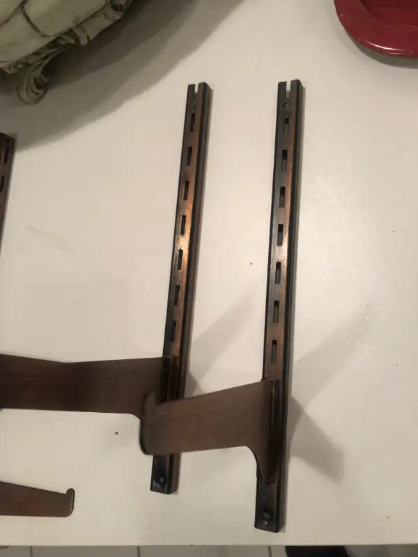 Wall Shelfs / Brackets -  2 Sets in Home Décor & Accents in Markham / York Region - Image 3