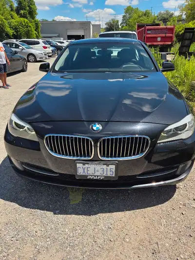 Selling mint 2013 BMW 528i. Drives amazing, super clean in & out. Msg to test drive. $14,500 OBO