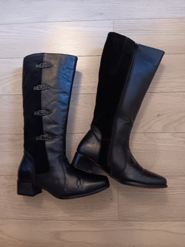 Women's Boots & Booties - Size 7 - Very Good Condition in Women's - Shoes in Saint John - Image 4