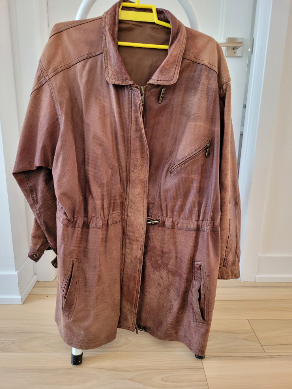 Manteau en cuir pour femmes ou hommes in Women's - Tops & Outerwear in Gatineau