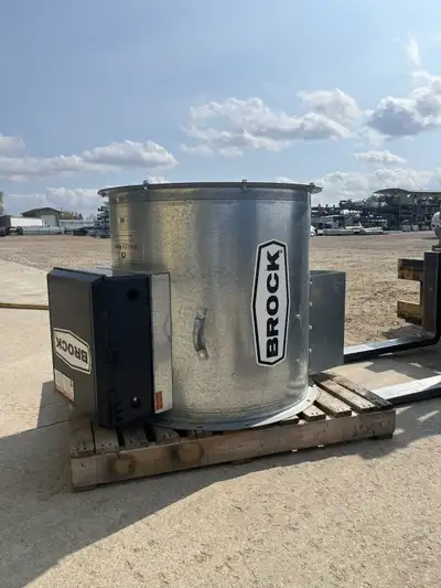 10HP 1PH 230V Brock Inline Fan. Please call 204-746-6783 to speak to one of our sales specialists.