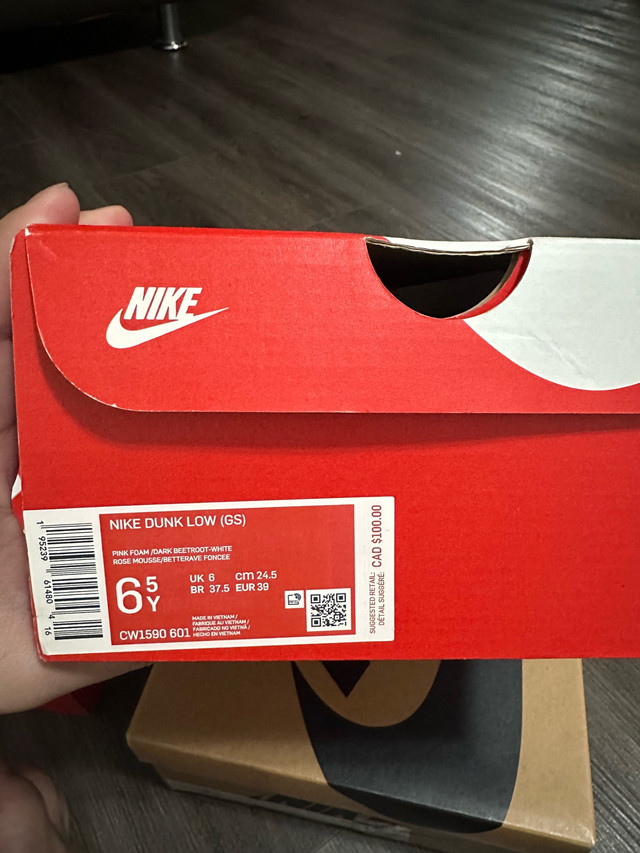 nike dunk low in Women's - Shoes in City of Toronto - Image 3