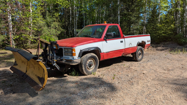 1994 GMC Sierra 2500 in Cars & Trucks in Timmins - Image 4