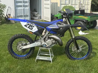 2020 yamha yz 125 Top end redone and low end bearing. rod was still in good shape New tires and plas...