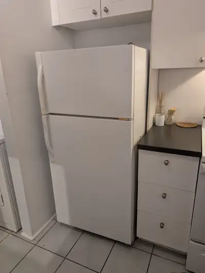 frigo Kenmore fridge, View more