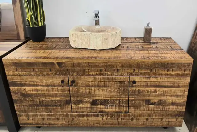 Vanité En Bois Massifs Sur Mesure  in Bathwares in Laval / North Shore - Image 2