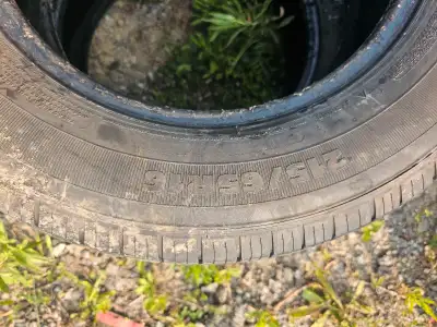 Pair of mechelin defender allseason tires thread is 85% 4037971904