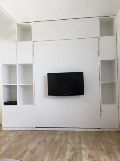 Lit escamotable avec téléviseur, View more