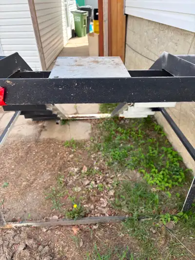 This is solid steel quad rack 56 inches wide and 5 feet tall at front 400$