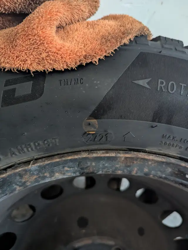 Volkswagen Winter Tires on Steel Rims – 195/65R15 in Tires & Rims in Mississauga / Peel Region - Image 4