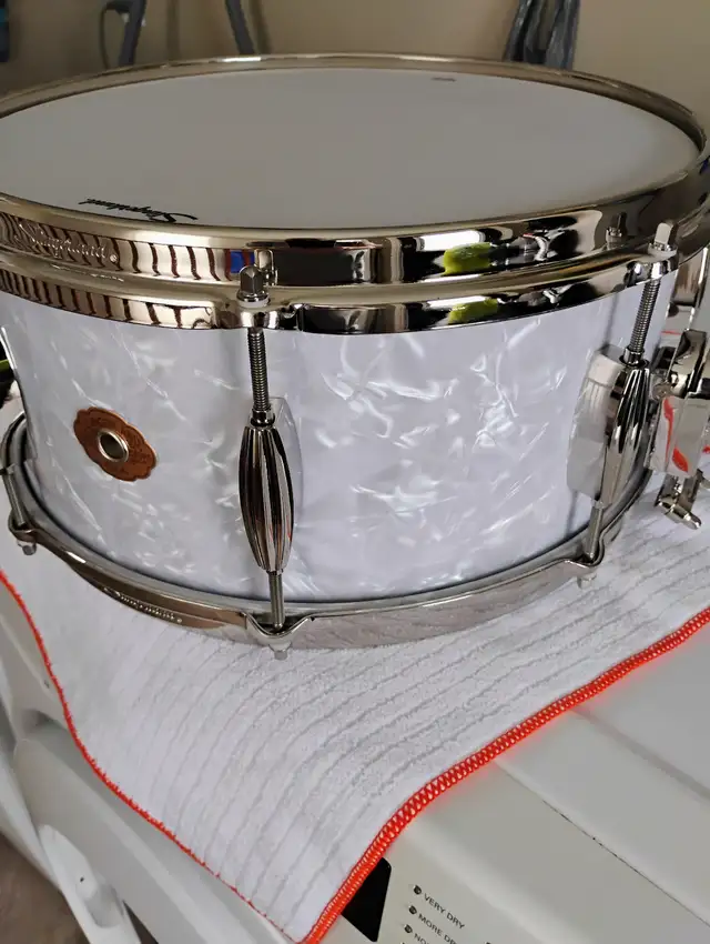 Slingerland Radio King Artist Snare Drum 2026..  "PRICE DROP" in Drums & Percussion in Oshawa / Durham Region - Image 8