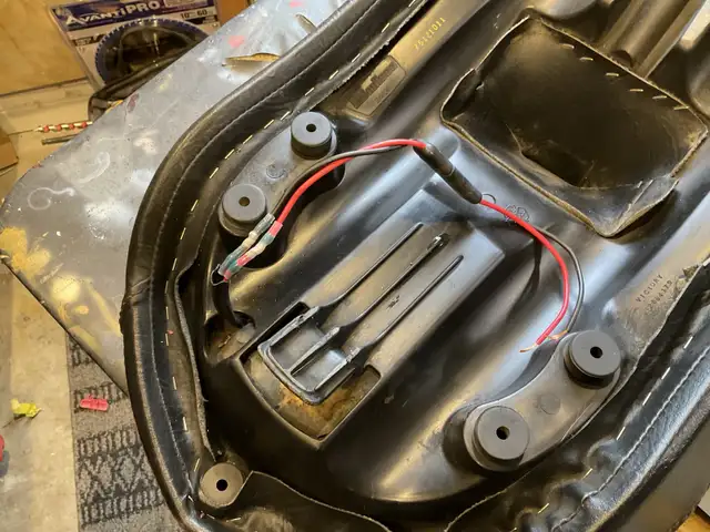 motorcycle seat in Touring in Cambridge - Image 5