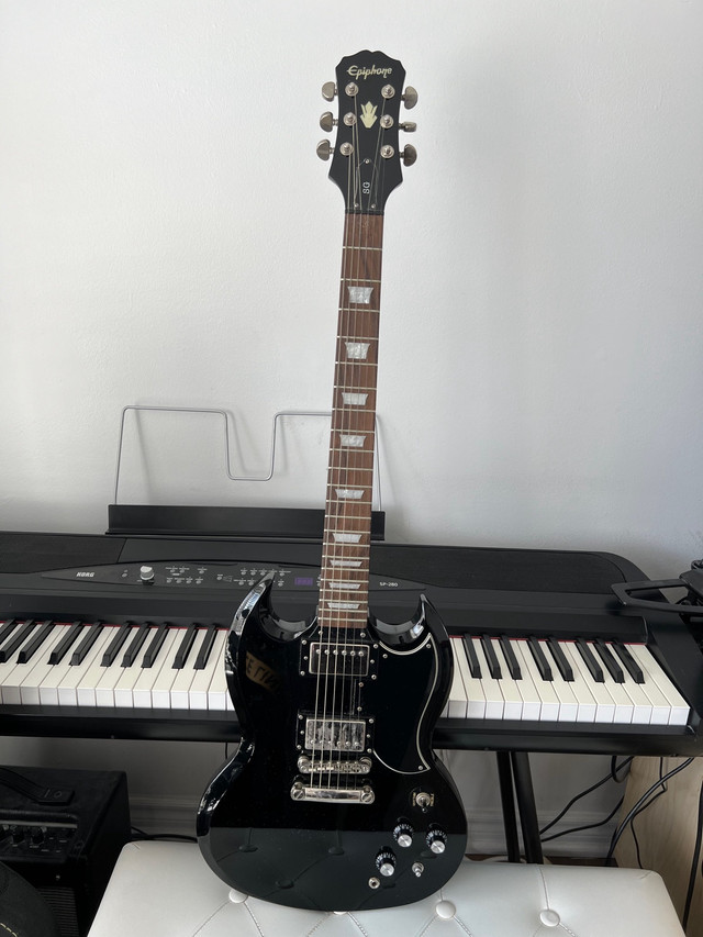 Epiphone SG Electric Guitar in Guitars in City of Toronto