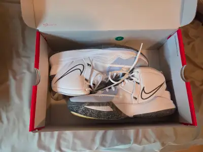 Kyrie 8 size M8.5 basketball shoes, View more