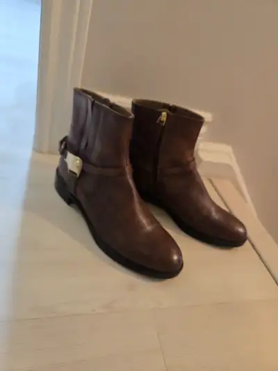Size 9 women leather aviator boots, View more