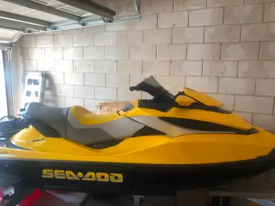 4 Stroke Supercharged Etec technology /half the gas as Japanese engines for the day 65 Hours origina...