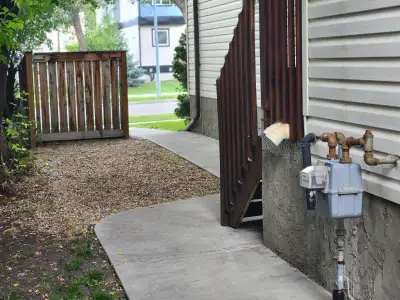 Basement suite for rent, utilities and internet