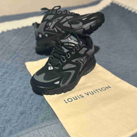 LV tactic runners 