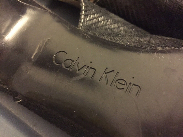 Calvin Klein shoes ladies 7.5 in Women's - Shoes in City of Toronto - Image 3