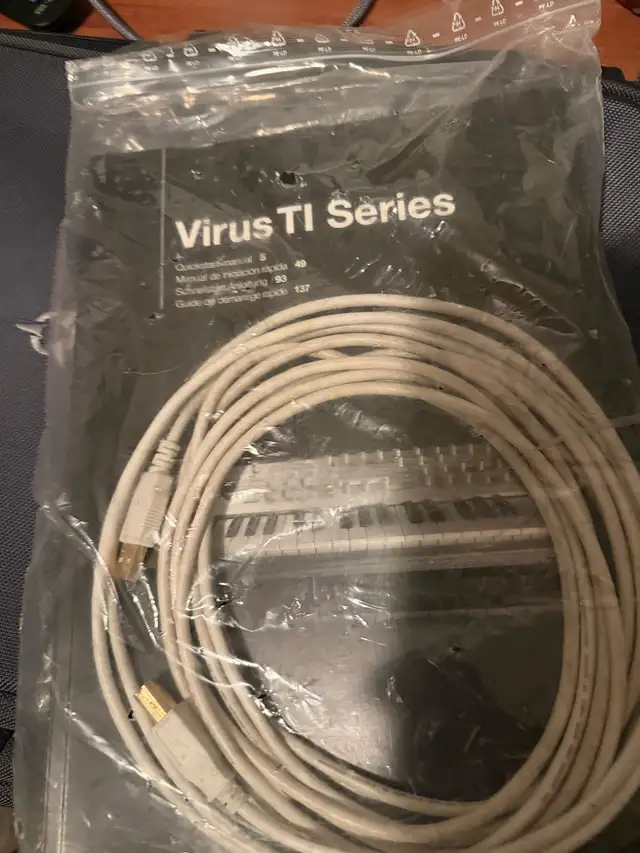 MINT Access Virus TI2 Polar 37-Key | Original Access Bag532565499388241925