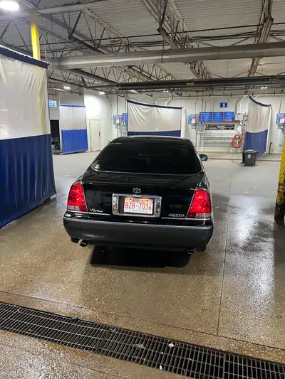 This 2003 Toyota Crown Majesta This 2003 Toyota Crown Majesta features a powerful V8 , AWD , a premi...
