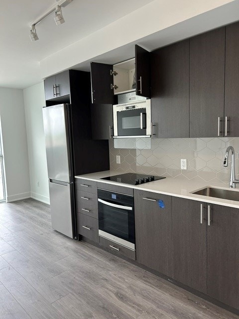 CONDO FOR RENT! Oshawa UC Tower 3 1