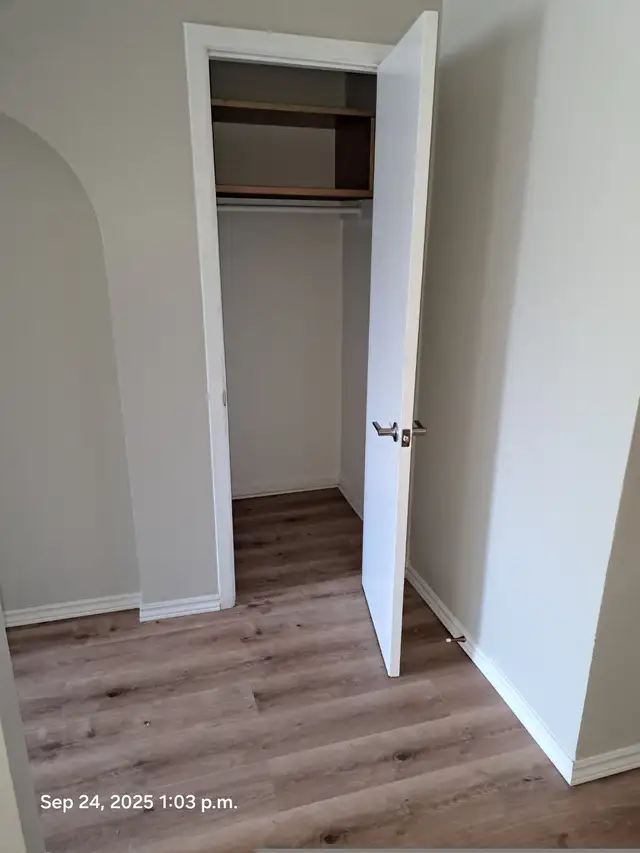 4 1/2  appartment Saint Leonard in Long Term Rentals in City of Montréal - Image 11