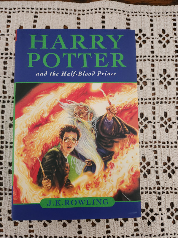 Harry Potter books first Canadian editions dans Livres jeunesse et ados  à Laval/Rive Nord - Image 3