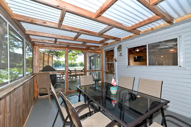 Charleston Lake Rental Cottage - Flip Flop Inn in Ontario in Canada - Image 4