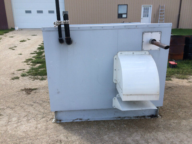 Mechron DCG4500 DC Generator Set with Enclosure and Autostart in Other Business & Industrial in Winnipeg - Image 2