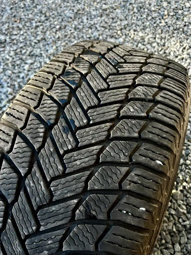 Acura RDX rims and tires in Tires & Rims in Bedford - Image 8