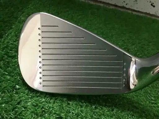 WILSON STAFF MODEL BLADES 3-PW (MINT) in Golf in City of Toronto - Image 3